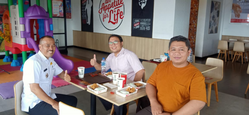 Perbekel Petang Bekerjasama dengan STIKOM Bali Tentang Aplikasi Digitalisasi Pelayanan Public